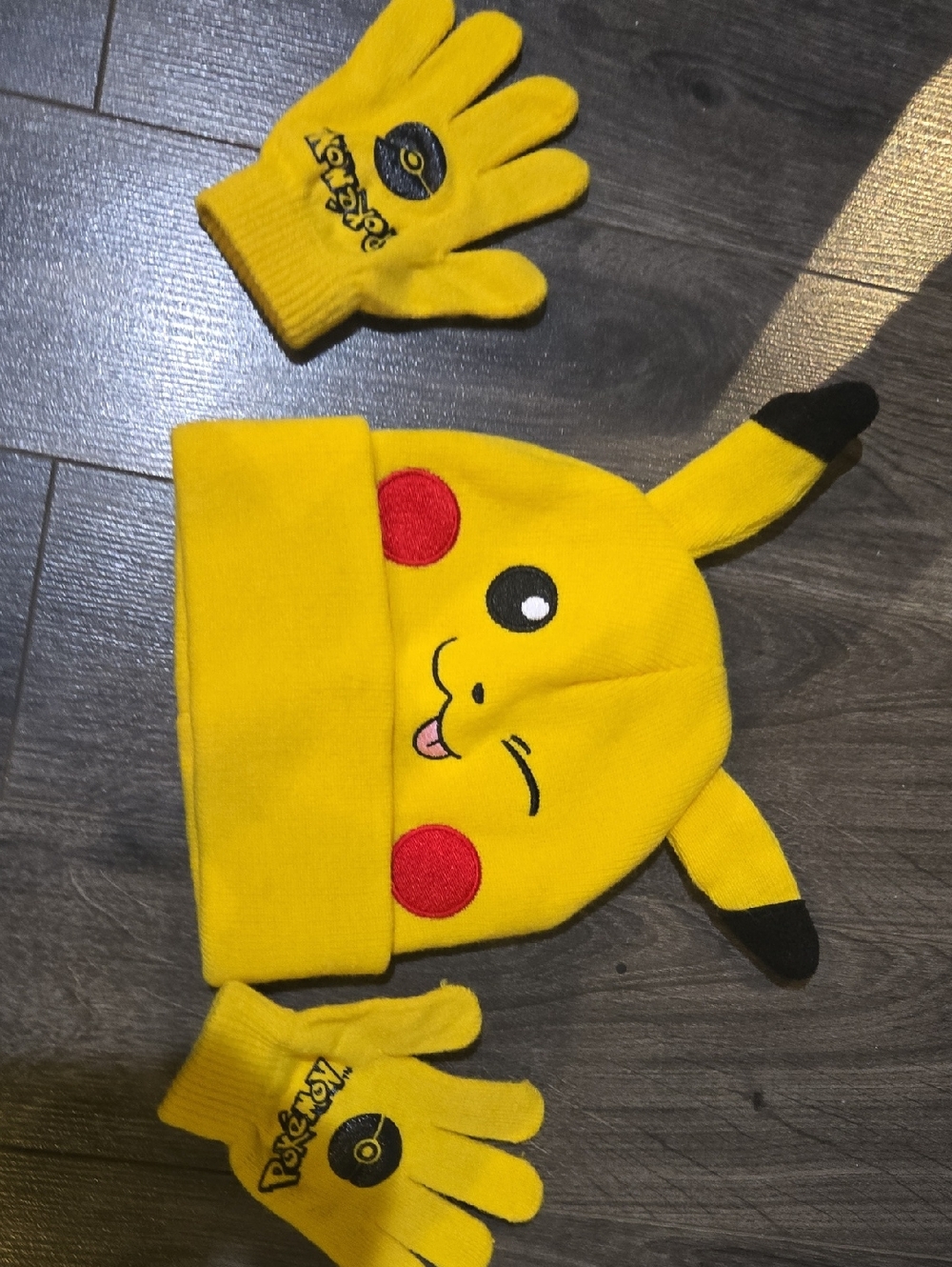 Pokemon Yellow Pikachu Beanie Hat with Matching Gloves